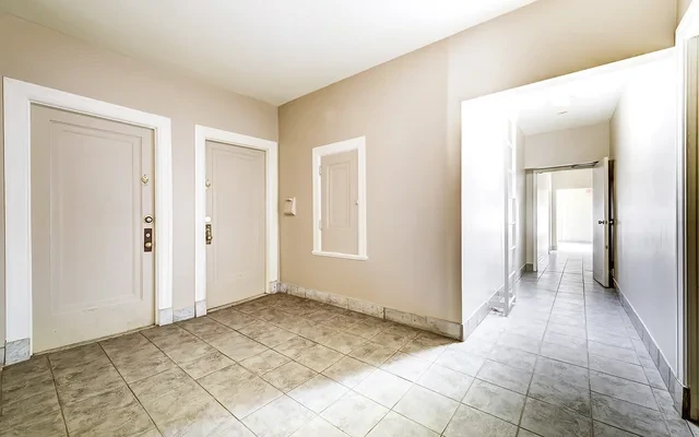 3015 Sherbrooke West 0