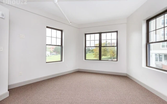 Sagamore Street Unit 304, Lynn, MA 01902 3
