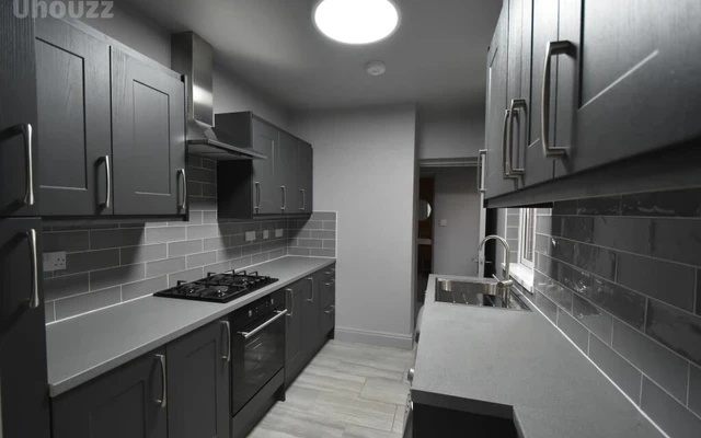 Entire Place·5B2B···6 Umberslade Road, Selly Oak 2