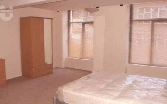 Quality two bedrooms terraced house near Universit 0
